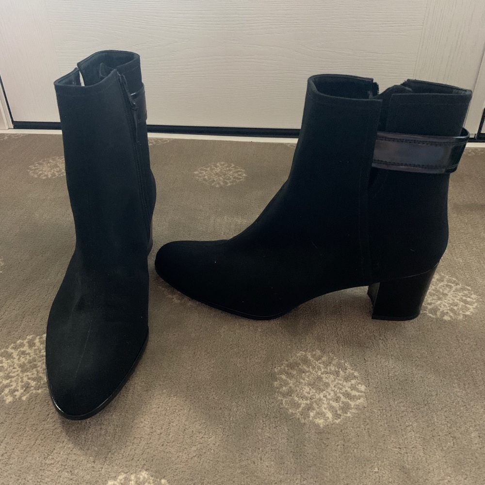 Fur lined Stuart Weitzman boots